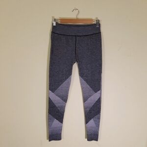 Leggins Women's Tri-color  No size or brand tag waist 13" flat 10" Rise